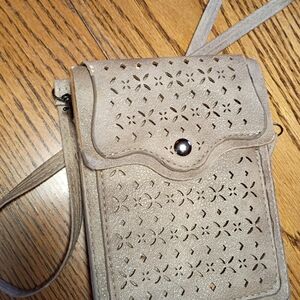 Elegant Beige Crossbody Bag